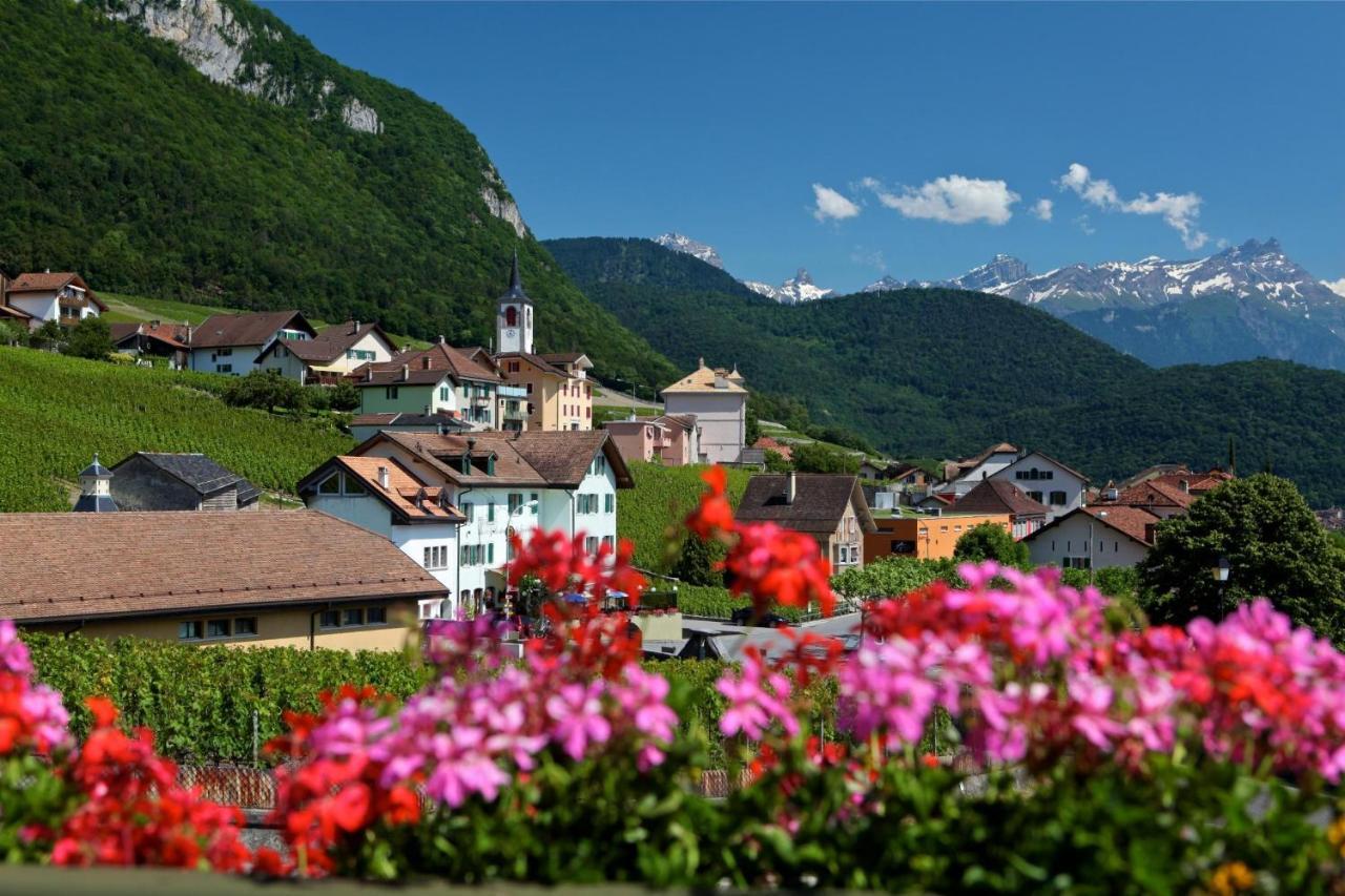 Auberge Communale De La Couronne Yvorne Екстер'єр фото