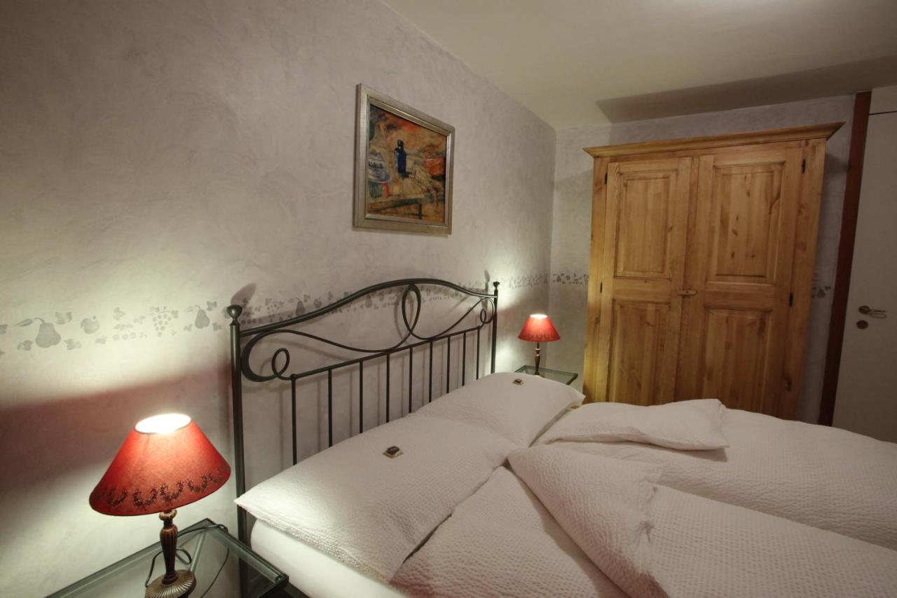 Auberge Communale De La Couronne Yvorne Екстер'єр фото